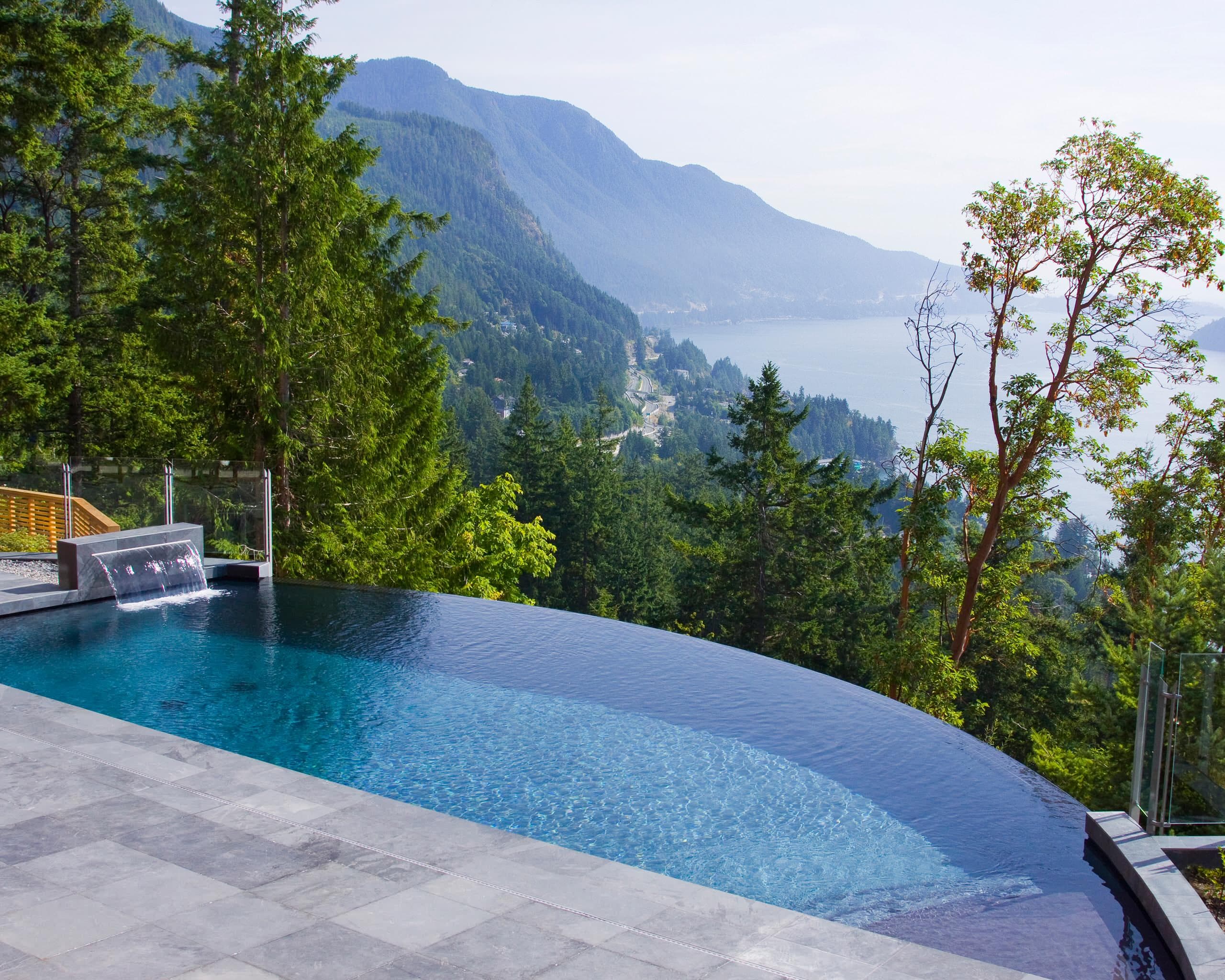 Infinity mountain pool
